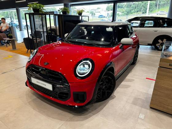 MINI COOPER 2.0 16V TWINPOWER GASOLINA S SPORT 2P STEPTRONIC MINI COOPER 2.0 16V TWINPOWER GASOLINA S SPORT 2P STEPTRONIC